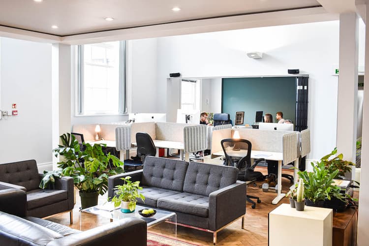 The Court House at Propeller Exmouth, showcasing hot desks and office and sofa huddle area